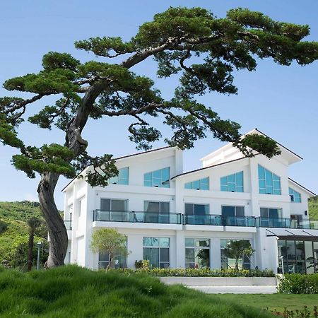 墾丁椰林 海灘文旅 Hotel Cape Eluanbi ภายนอก รูปภาพ