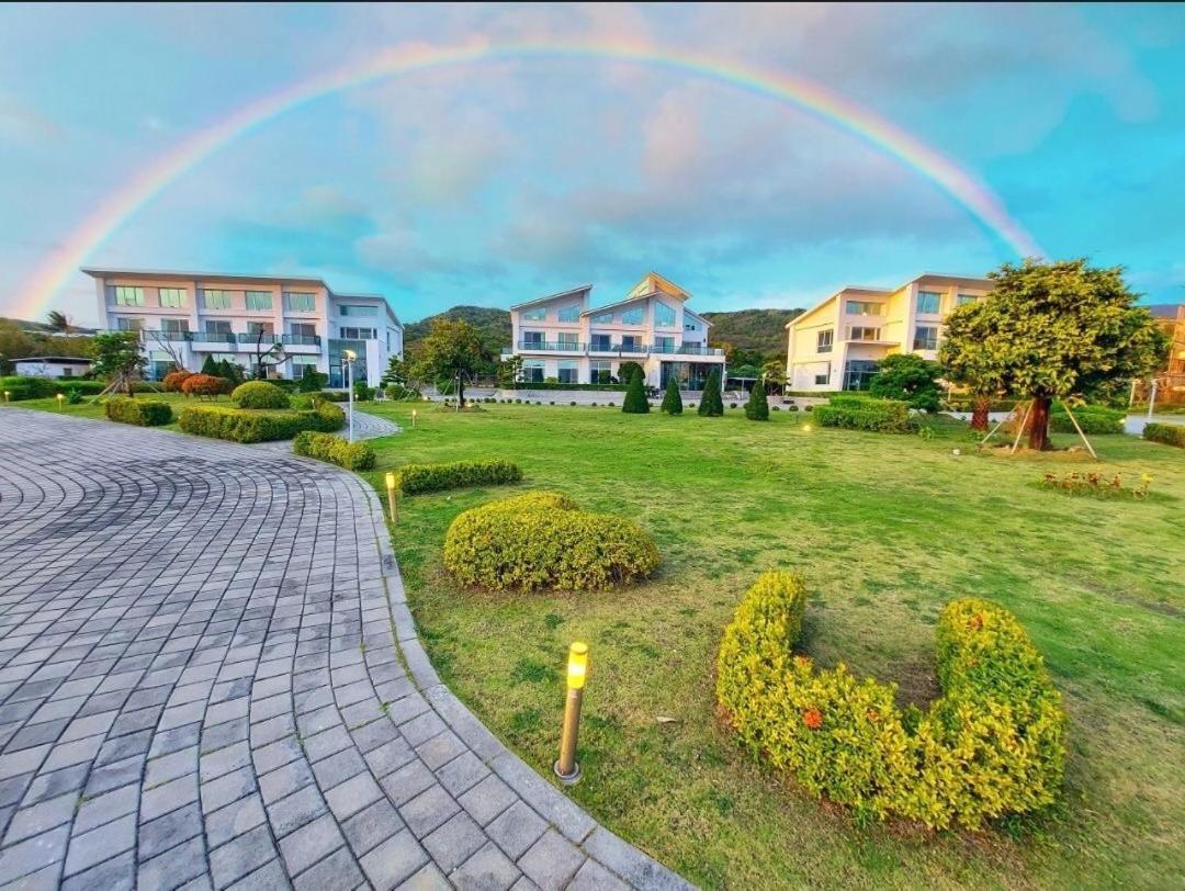墾丁椰林 海灘文旅 Hotel Cape Eluanbi ภายนอก รูปภาพ
