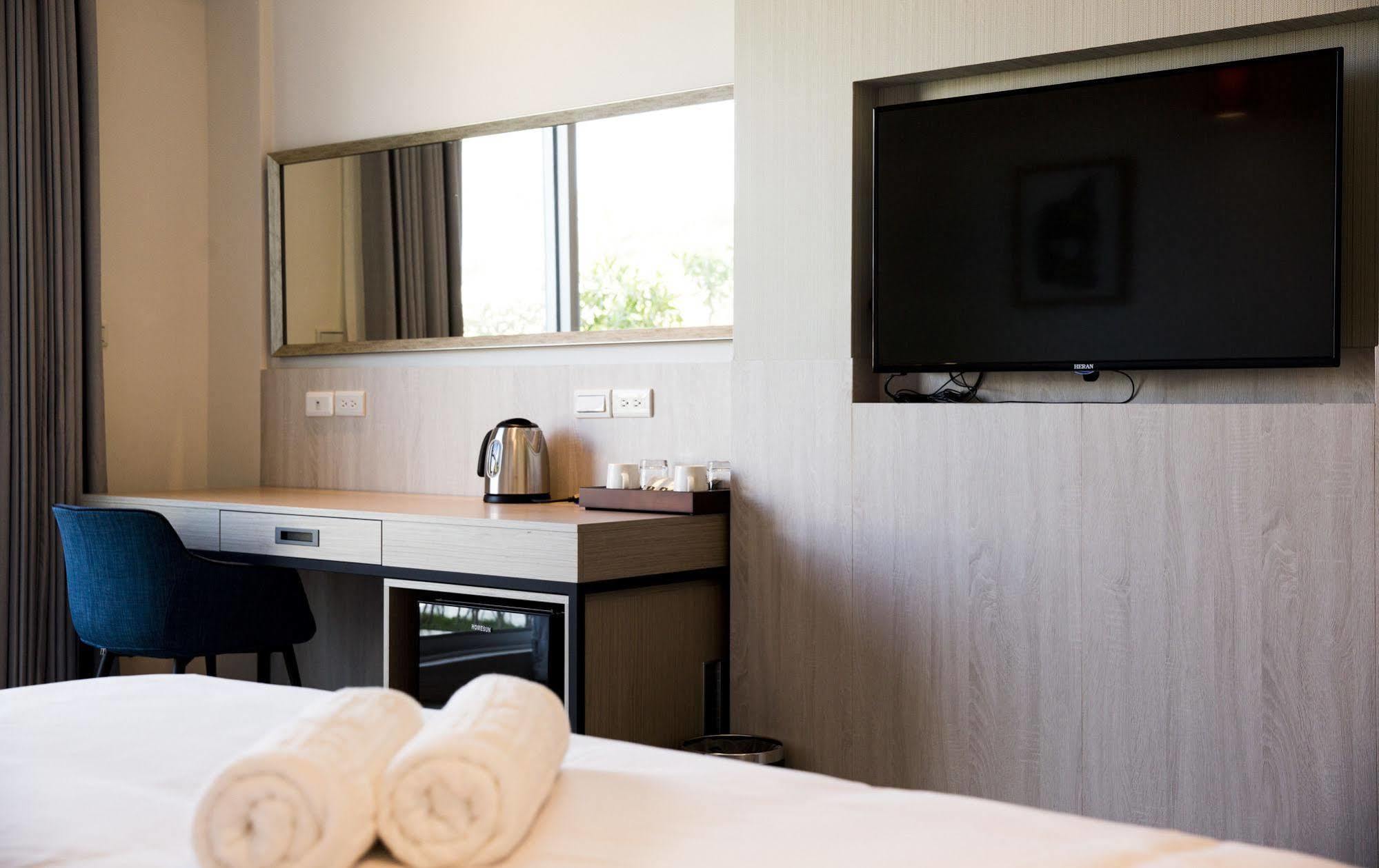 墾丁椰林 海灘文旅 Hotel Cape Eluanbi ภายนอก รูปภาพ